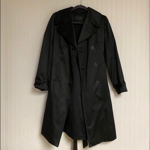 TAHARI Black coat XS beautiful sheen (Shell Poly, Lining Poly/Cotton. Like New